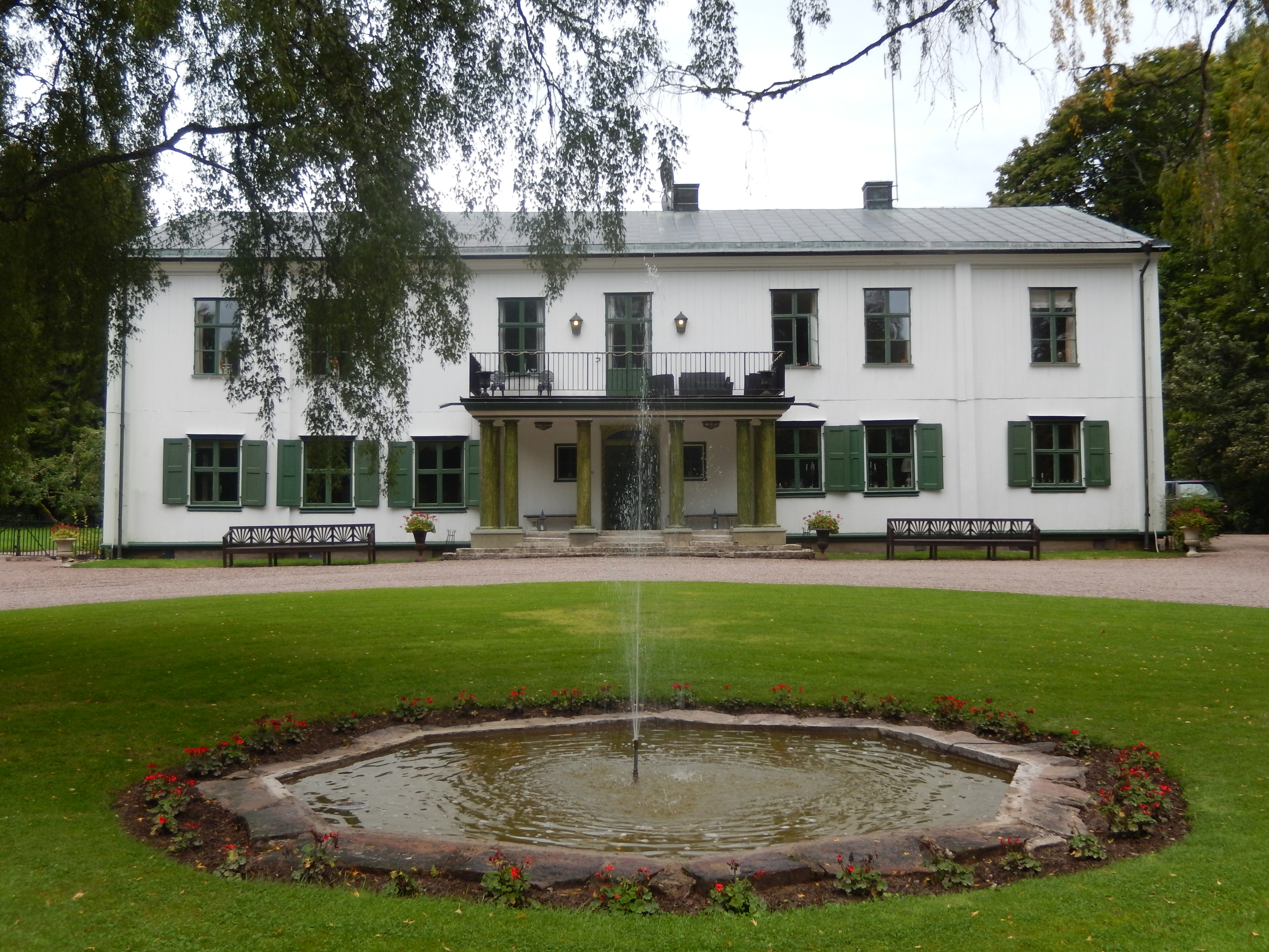 Apertin Manor, Kil